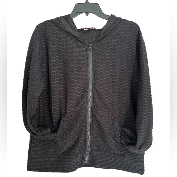 Aq Sport Jackets & Blazers - Women's Black Textured/waffled Jacket AQ Sports 2X lightweight, hood & pockets.
